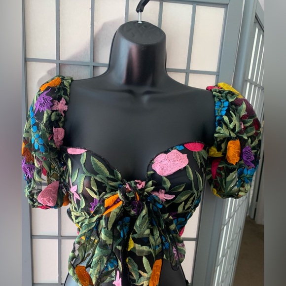 JLorraine(Top only) - Picture 4 of 8